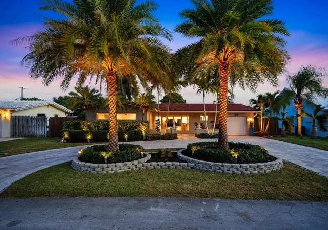 Photo 1 of Single family home for sale at 2010 Ne 31st Street, Lighthouse Point, FL 33064 | MLS# B26065542 | Listing updated on 2026-10-09