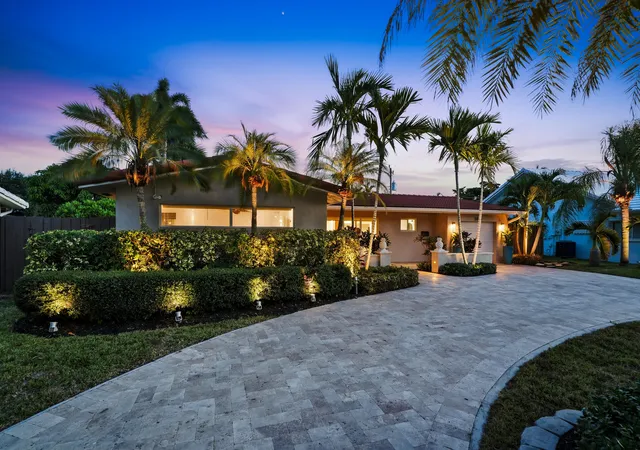 Photo 2 of Single family home for sale at 2010 Ne 31st Street, Lighthouse Point, FL 33064 | MLS# B26065542 | Listing updated on 2026-10-09