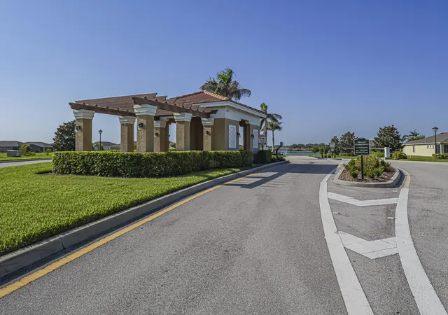 Photo 2 of Single family home for sale at 2155 Crowned Eagle Cir Sw, Vero Beach, FL 32962 | MLS# B26065697 | Listing updated on 2026-09-30