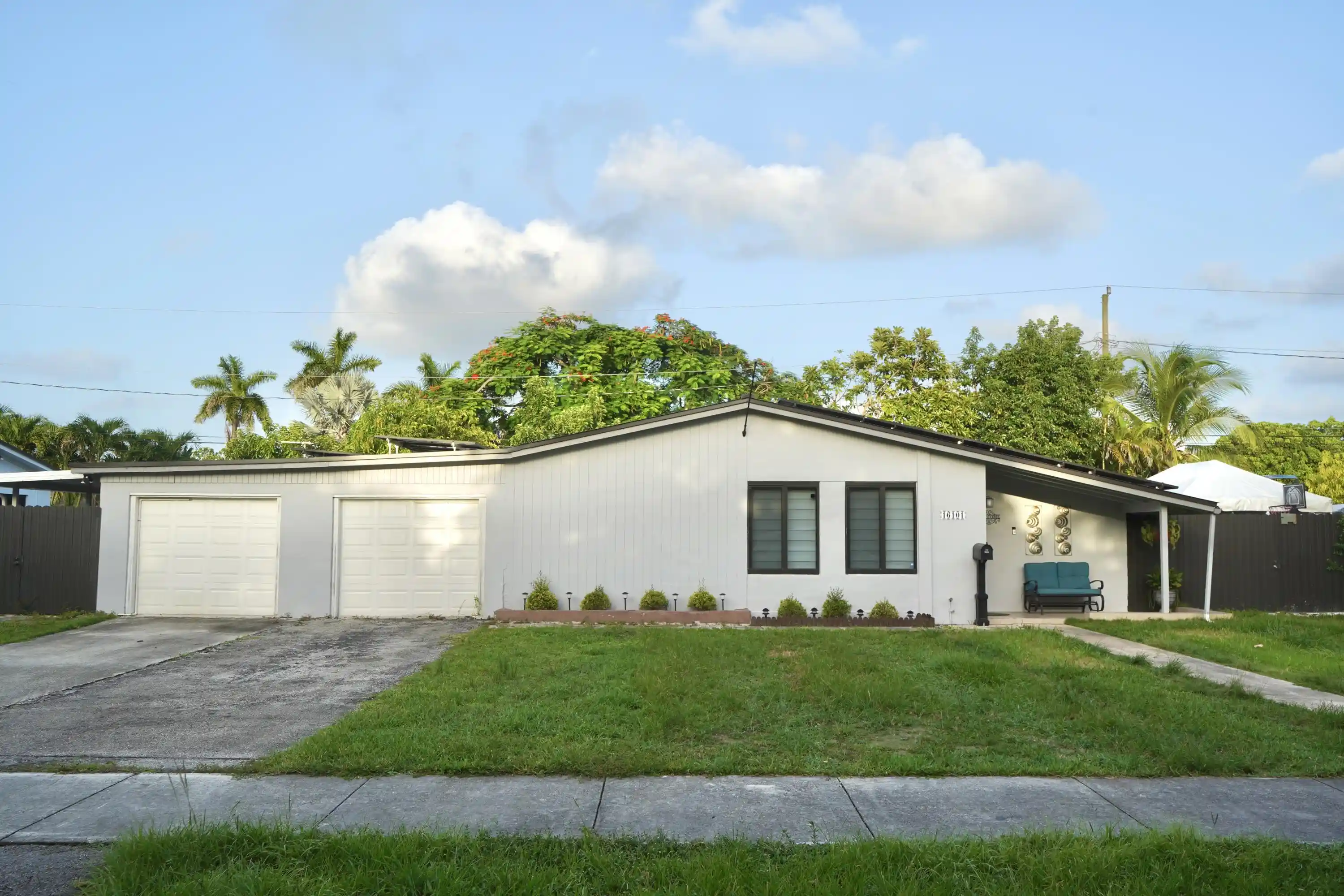 Photo 1 of Single family home for sale at 16101 Sw 98th Avenue, Miami, FL 33157 | MLS# B26065753 | Listing updated on 2026-10-27