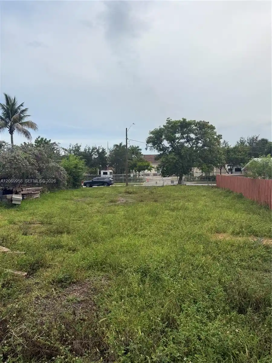 Land for sale at 325 NW 4th Street, Pompano Beach, FL 33060 | MLS# A12069958