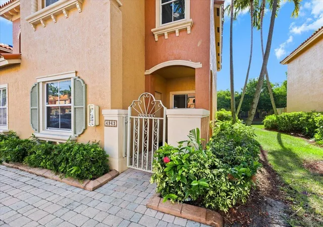 Photo 3 of Townhouse for sale at 4962 Leeward Ln #3807, Fort Lauderdale, FL 33312 | MLS# B26066380 | Listing updated on 2026-10-05