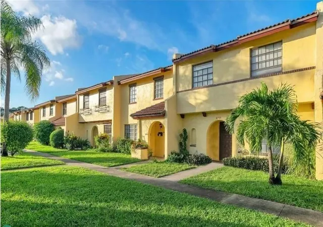 Photo 2 of Condo for sale at 2760 Nw 47th Lane #2805, Lauderdale Lakes, FL 33313 | MLS# B26066432 | Listing updated on 2026-09-23