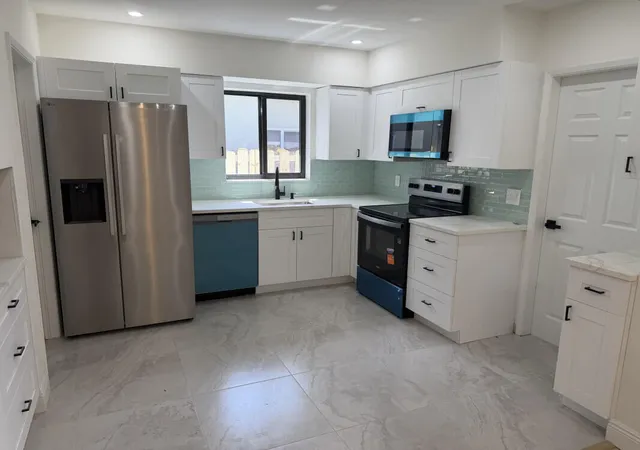 Photo 2 of Single family home for sale at 80 Ne 48th Street, Fort Lauderdale, FL 33334 | MLS# B26066450 | Listing updated on 2026-09-24