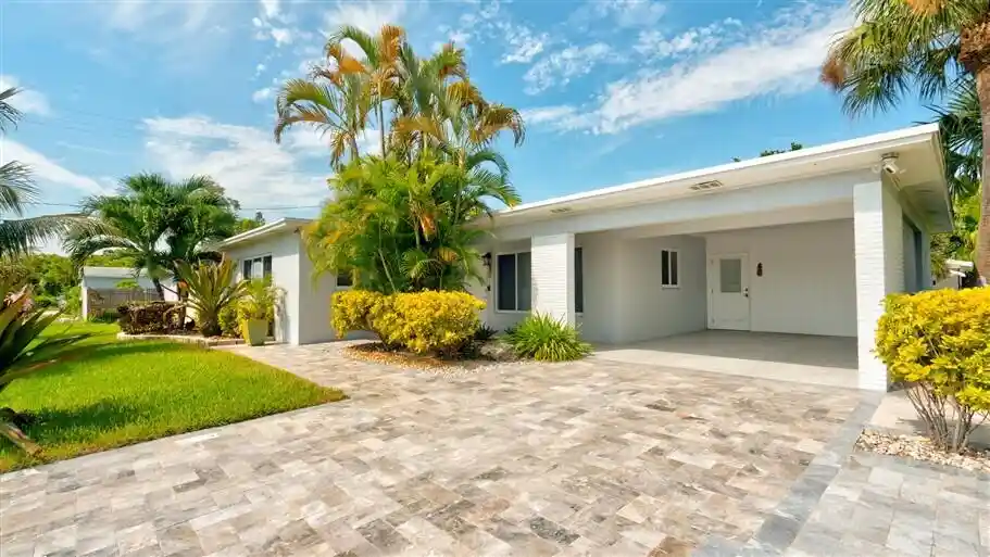 Photo 1 of Single family home for sale at 701 Se 1st Street, Boynton Beach, FL 33435 | MLS# B26066609 | Listing updated on 2026-10-26