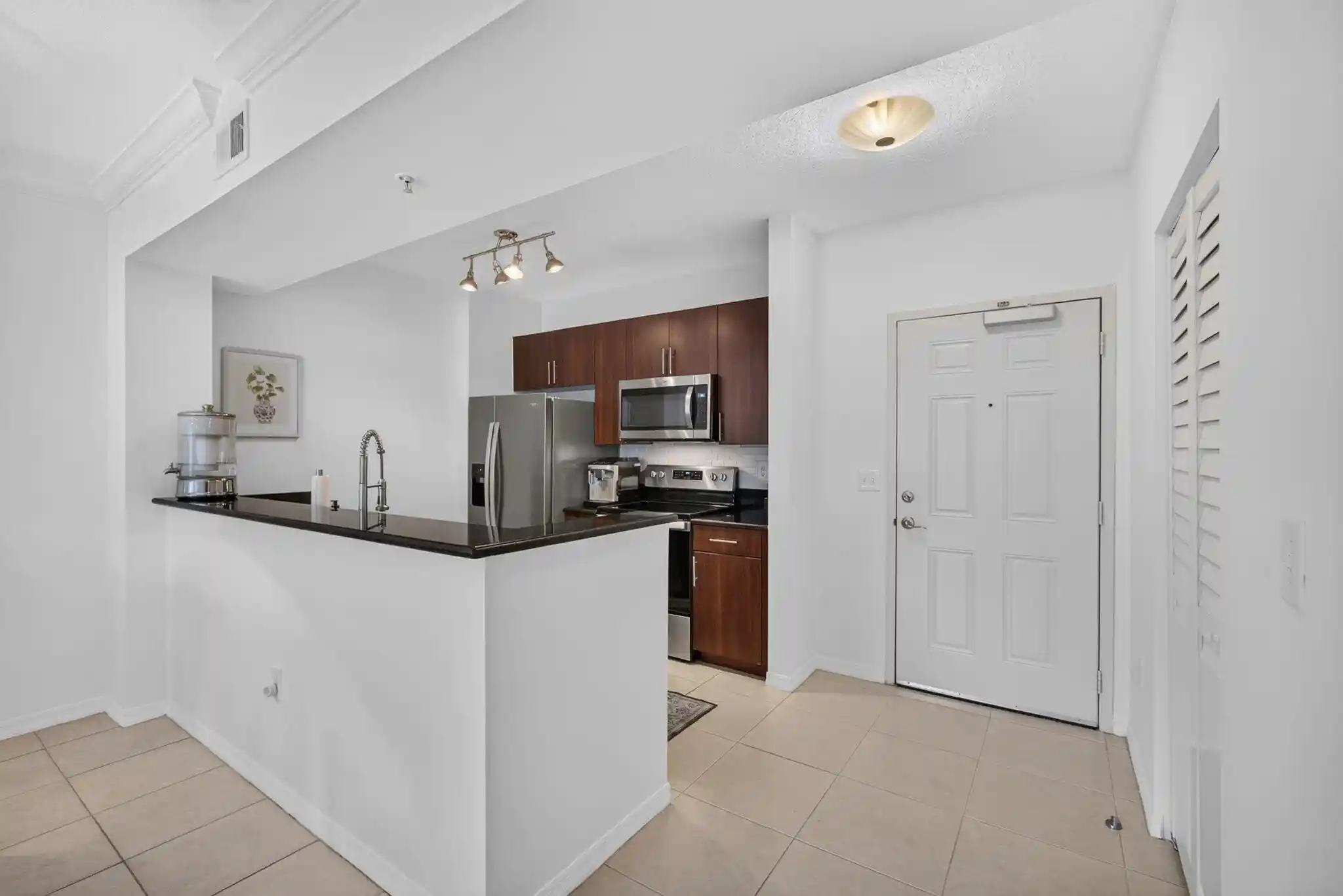 Listing Photo 1 - Condo for sale in 4905 Midtown Ln located at 4905 Midtown Ln, Palm Beach Gardens, FL 33418 - Unit #2211