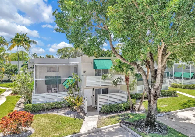 Photo 1 of Townhouse for sale at 544 Nw 98th Avenue, Plantation, FL 33324 | MLS# B26066745 | Listing updated on 2026-10-06