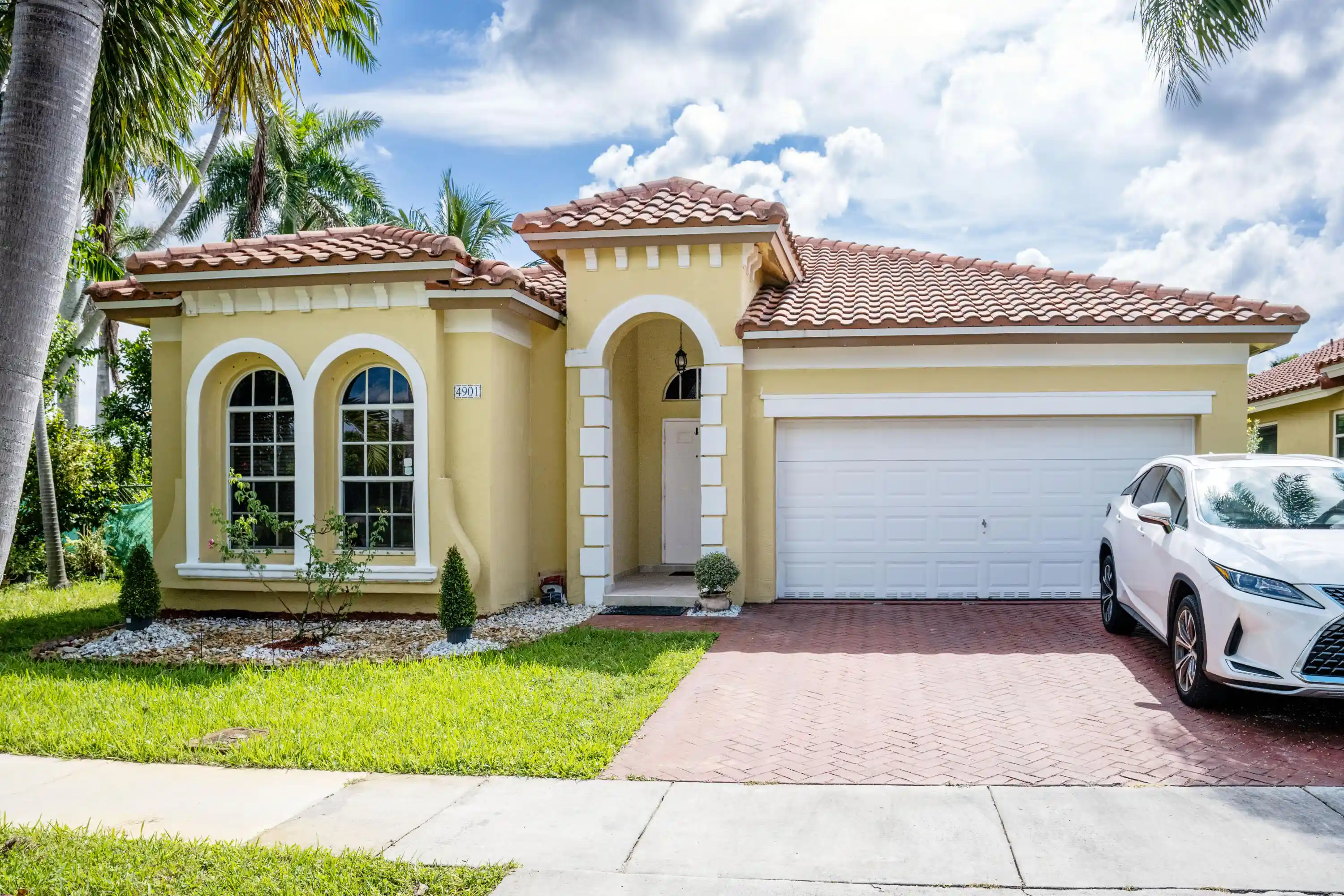Photo 1 of Single family home for sale at 4901 Sw 134th Avenue, Miramar, FL 33027 | MLS# B26066775 | Listing updated on 2026-10-27