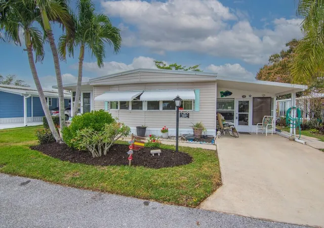 Manufactured home for sale at 293 Ne Moonstone Dr, Jensen Beach, FL 34957 | MLS# B26066937