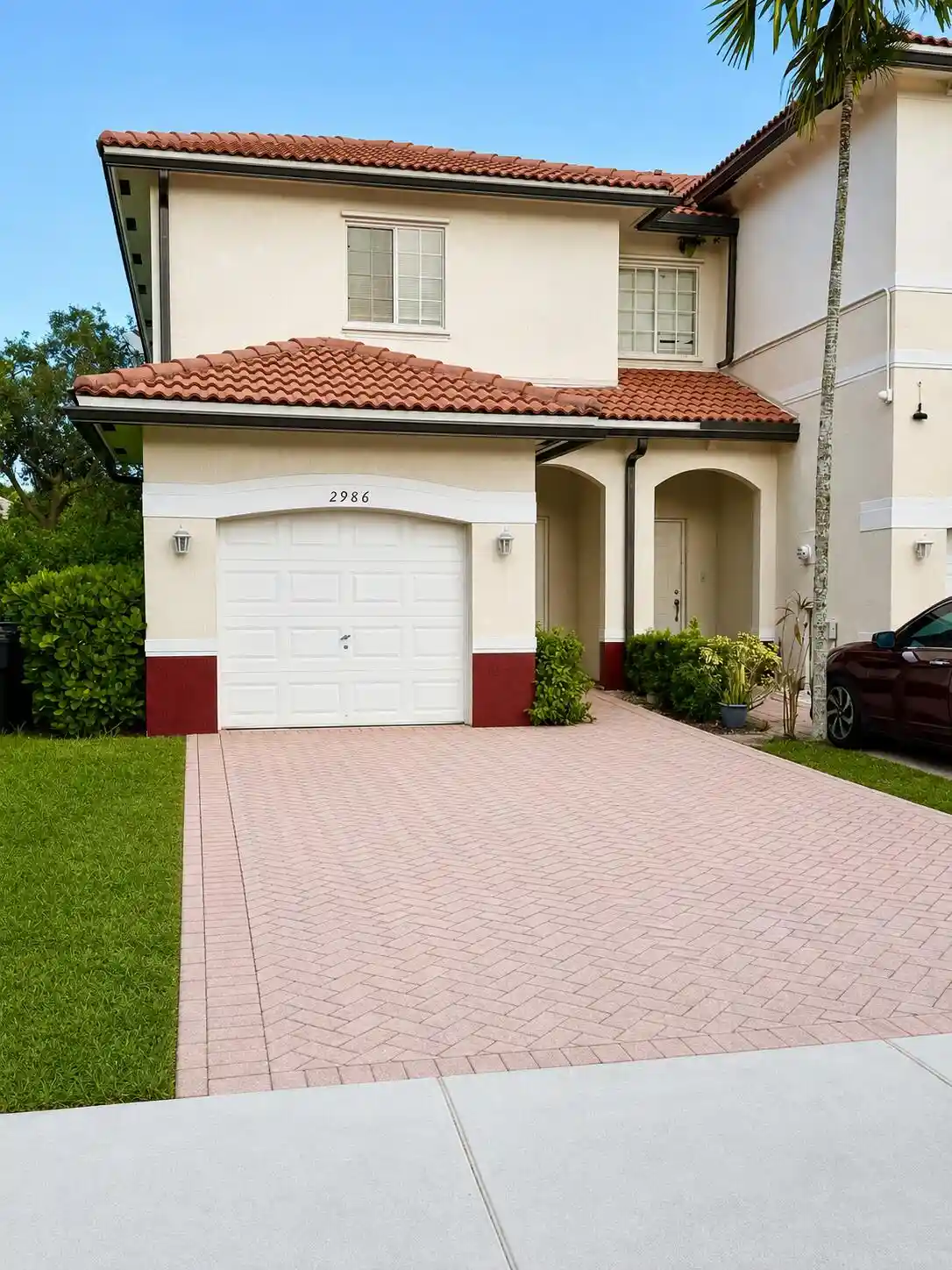 Photo 1 of Sale Pending at 2986 Nw 35th Ave, Lauderdale Lakes, FL 33311 | MLS# B26067006 | Listing updated on 2026-10-29