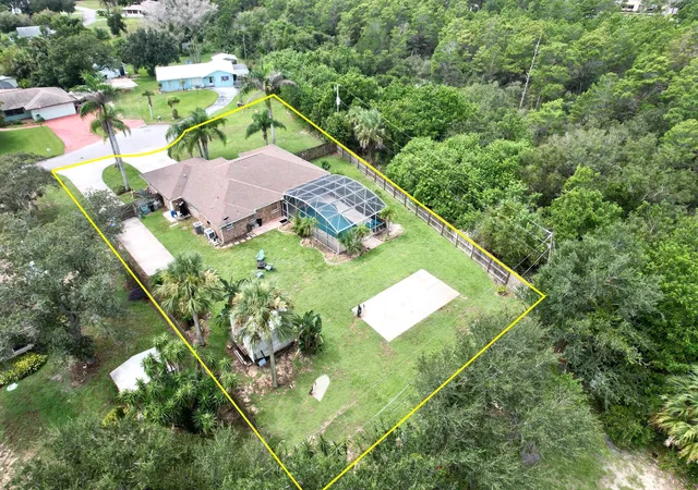 Photo 2 of Single family home for sale at 7686 134th St, Sebastian, FL 32958 | MLS# B26067085 | Listing updated on 2026-10-08