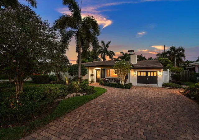 Photo 1 of Single family home for sale at 124 Bonnie Briar Ln, Delray Beach, FL 33444 | MLS# B26067090 | Listing updated on 2026-10-09