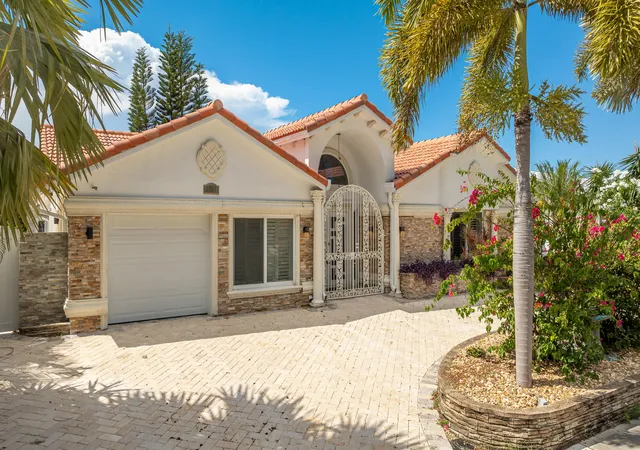 Photo 3 of Sale Pending at 2557 Sw 14Th Ct, Deerfield Beach, FL 33442 | MLS# B26067129 | Listing updated on 2026-10-08