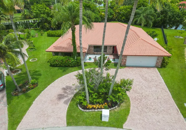 Single family home for sale at 8501 Nw 80 St, Tamarac, FL 33321 | MLS# B26067184