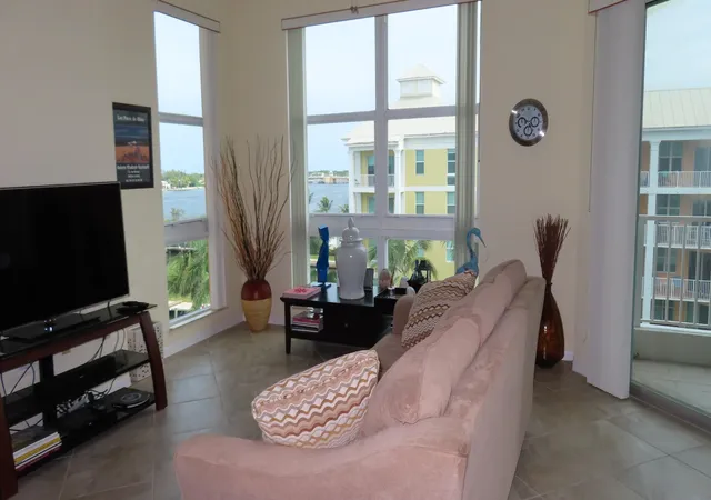 Photo 3 of Condo for sale at 806 E Windward Wy #604, Lantana, FL 33462 | MLS# B26067210 | Listing updated on 2026-09-23