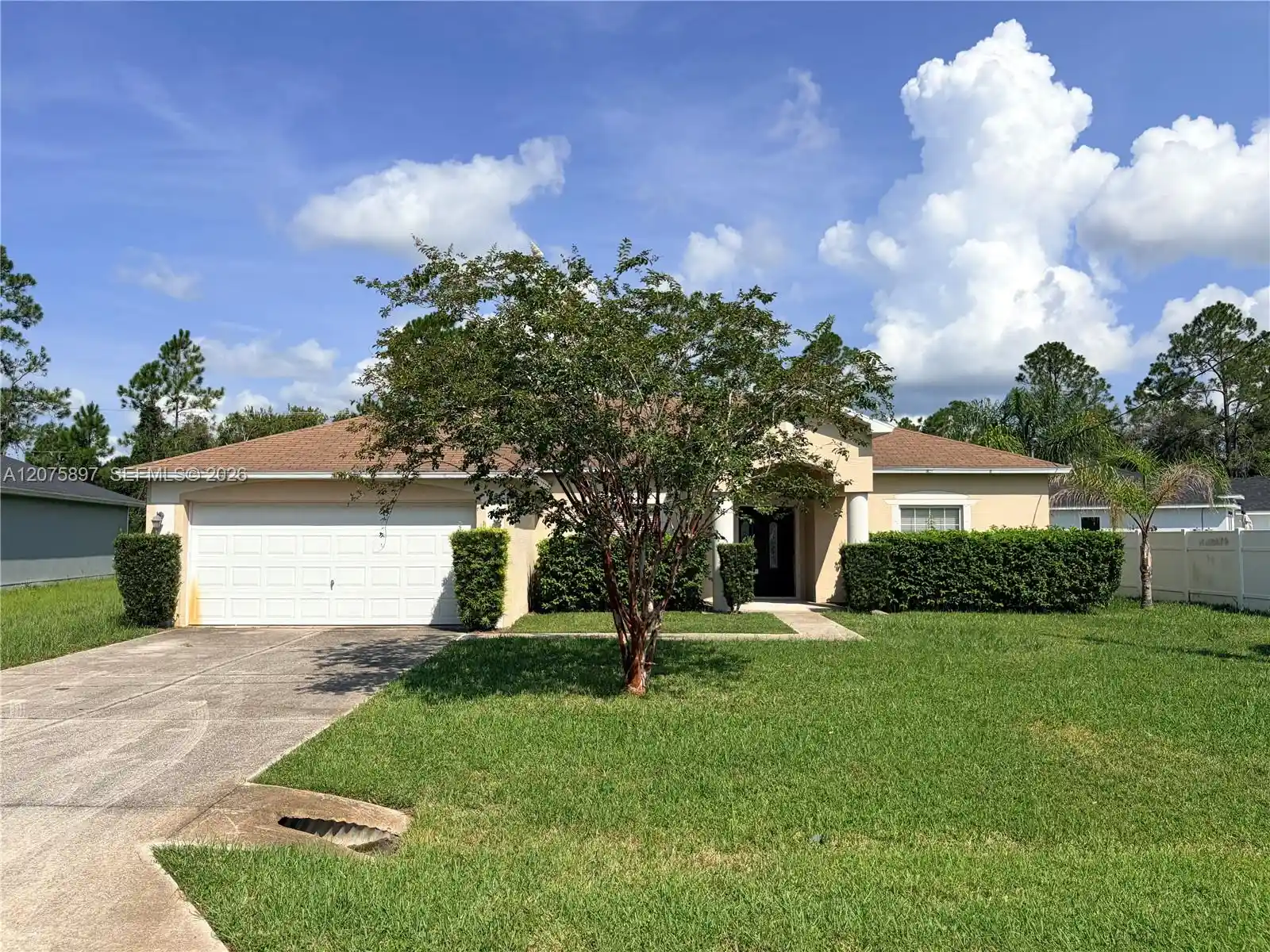 Photo 1 of Single family home for sale at 79 Wheatfield Dr, Palm Coast, FL 32164 | MLS# A12075897 | Listing updated on 2026-10-13