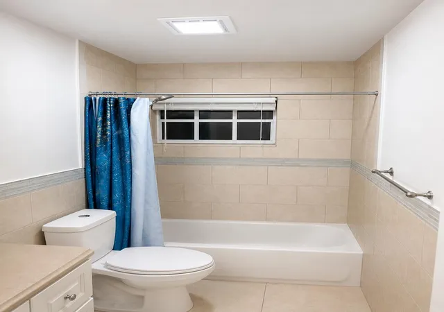 Photo 4 of Single family home for sale at 330 W 22Nd Ct, Riviera Beach, FL 33404 | MLS# B26067288 | Listing updated on 2026-09-23