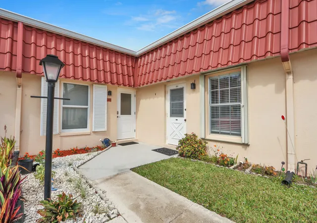 Condo for sale at 615 Laconia Cir, Greenacres, FL 33467 | MLS# B26067305