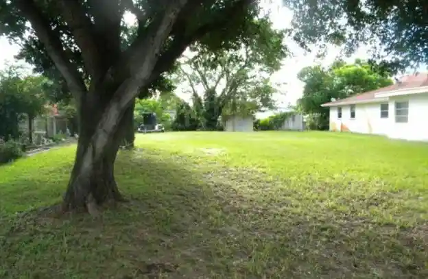 Land for sale at 212 Ne 14Th Ave, Pompano Beach, FL 33060 | MLS# B26067335