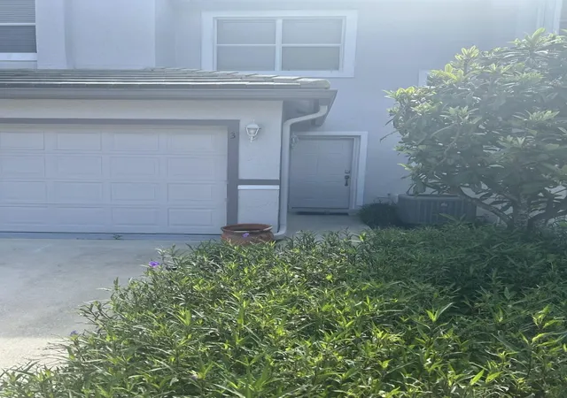 Photo 2 of Townhouse for sale at 7680 Stone Harbour Dr #3, Lake Worth, FL 33467 | MLS# B26067398 | Listing updated on 2026-09-24