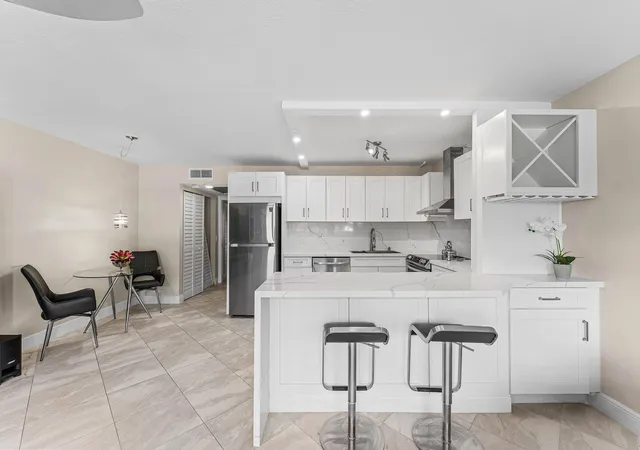 Photo 2 of Condo for sale at 1015 Berkshire A, Deerfield Beach, FL 33442 | MLS# B26067433 | Listing updated on 2026-10-09