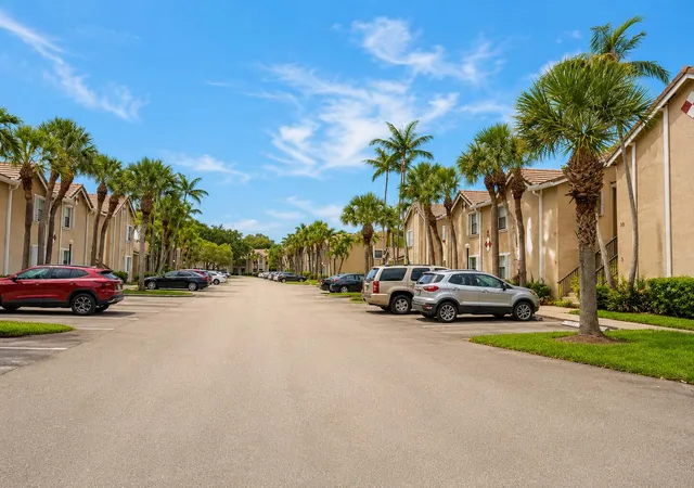 Photo 2 of Townhouse for sale at 9641 Riverside #F5, Coral Springs, FL 33071 | MLS# B26067455 | Listing updated on 2026-10-09