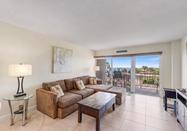 Photo 3 of Condo for sale at 1021 Hillsboro Mile #504, Hillsboro Beach, FL 33062 | MLS# B26067470 | Listing updated on 2026-10-07