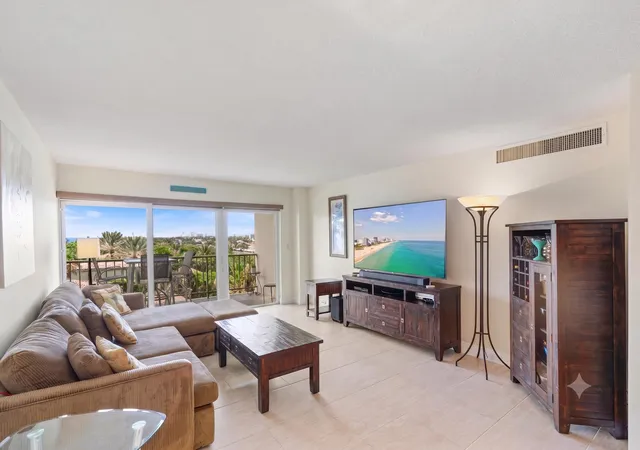 Photo 3 of Condo for sale at 1021 Hillsboro Mile #504, Hillsboro Beach, FL 33062 | MLS# B26067470 | Listing updated on 2026-10-07
