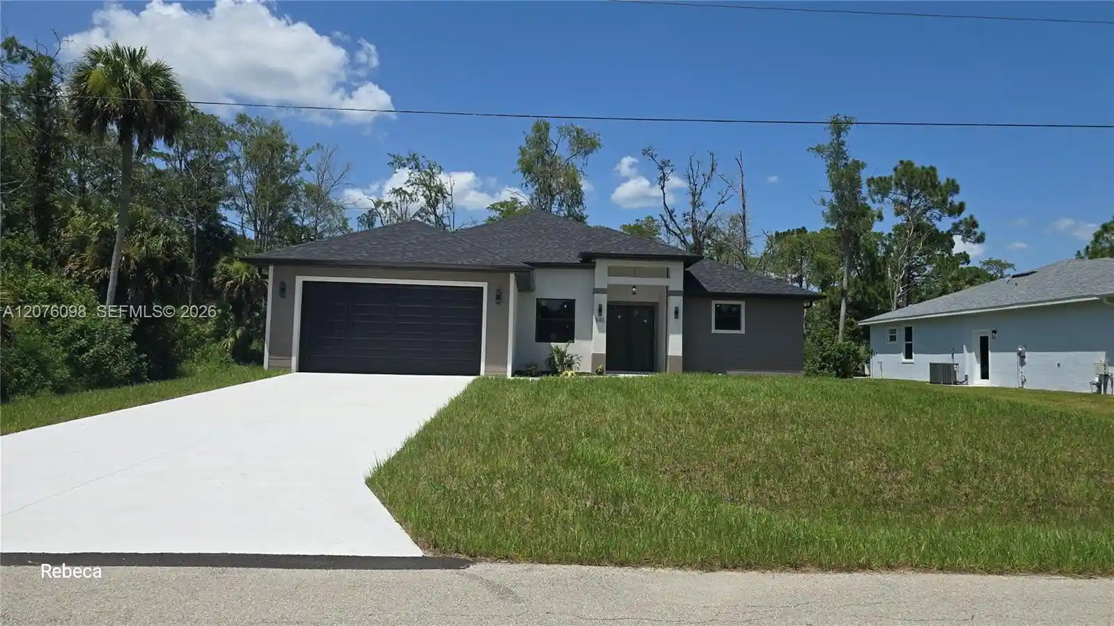 Photo 1 of Single family home for sale at 580 Woodview Dr, Lehigh Acres, FL 33972 | MLS# A12076098 | Listing updated on 2026-09-23