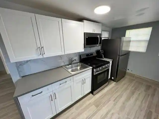 Multi family home for sale at 4040 Ne 12Th Ter, Pompano Beach, FL 33064 | MLS# B26067628