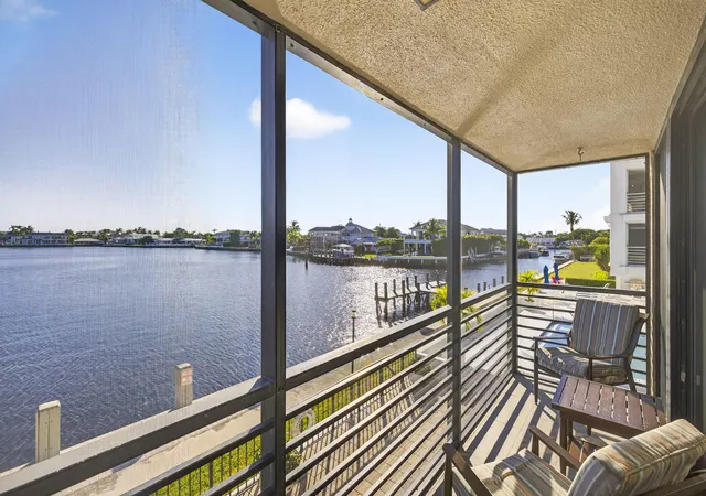Photo 3 of Condo for sale at 900 Ne Spanish River Blvd #2w, Boca Raton, FL 33431 | MLS# B26067653 | Listing updated on 2026-09-23