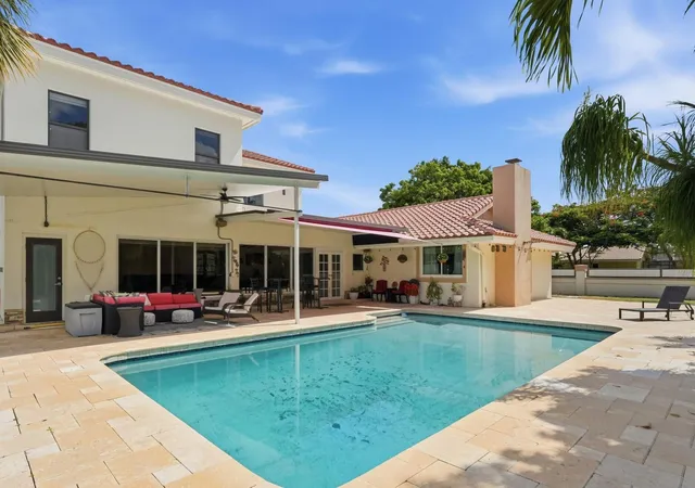 Photo 1 of Single family home for sale at 1500 Sw 15th St, Boca Raton, FL 33486 | MLS# B26067702 | Listing updated on 2026-10-09