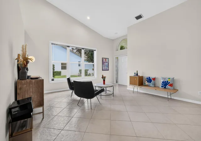 Photo 3 of Single family home for sale at 7171 Ashford Ln, Boynton Beach, FL 33472 | MLS# B26067833 | Listing updated on 2026-10-09