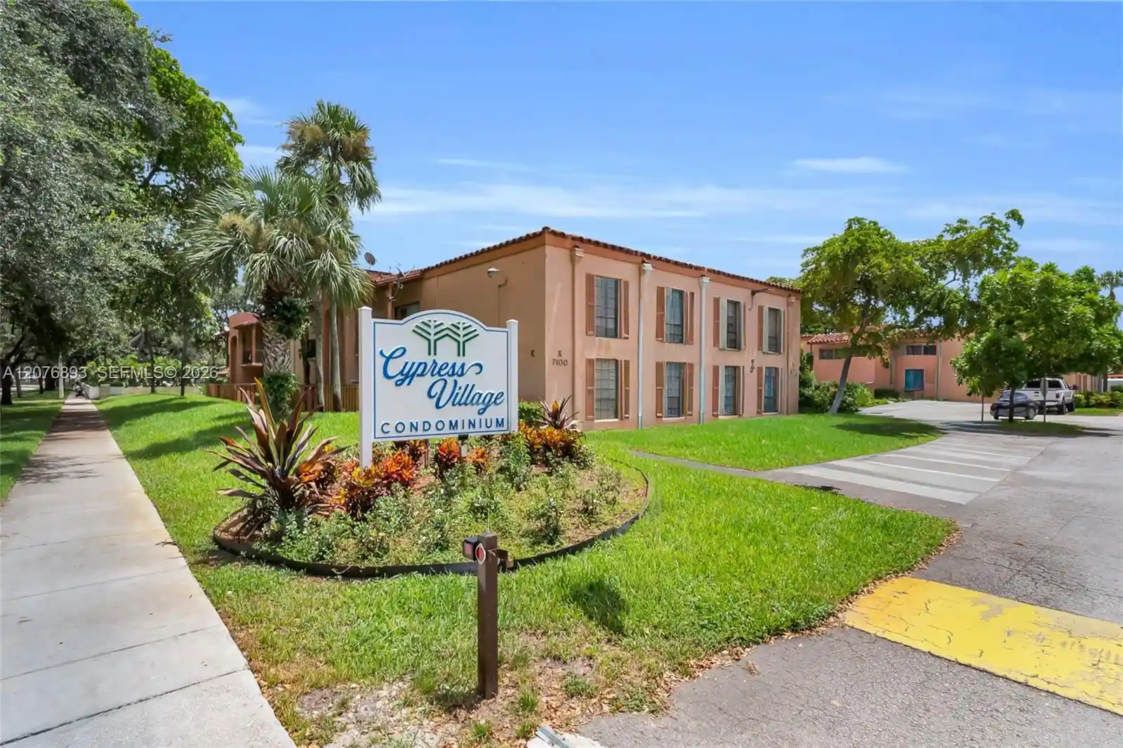 Condo for sale at 7100 Fairway Dr #K11, Miami Lakes, FL 33014 | MLS# A12076893