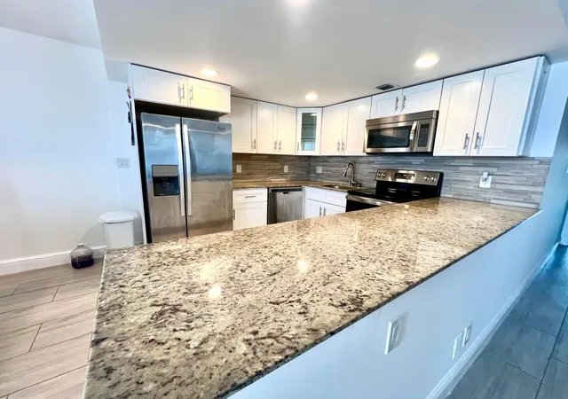 Photo 3 of Condo for sale at 3069 Ventnor P #3069, Deerfield Beach, FL 33442 | MLS# B26067947 | Listing updated on 2026-10-07