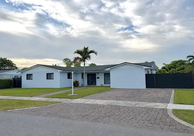 Photo 2 of Single family home for sale at 14072 Sw 80Th St, Miami, FL 33183 | MLS# A12075986 | Listing updated on 2026-10-28