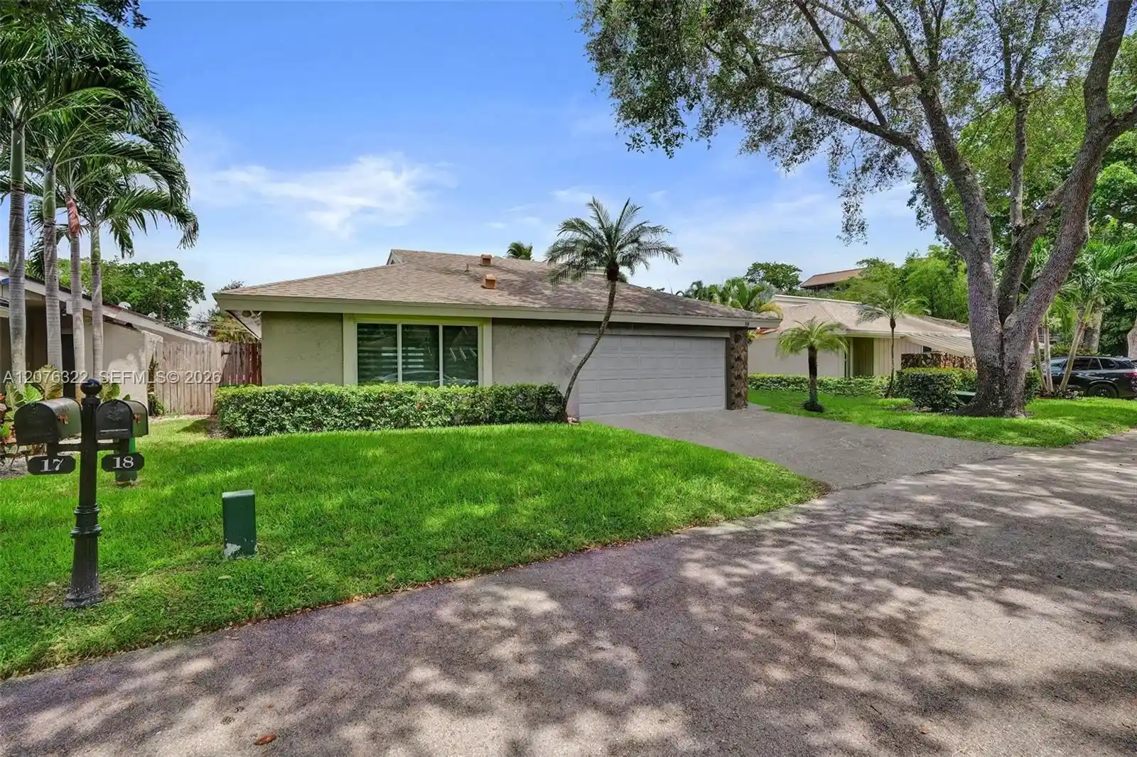 Single family home for sale at 18 Boxwood Rd, Hollywood, FL 33021 | MLS# A12076322