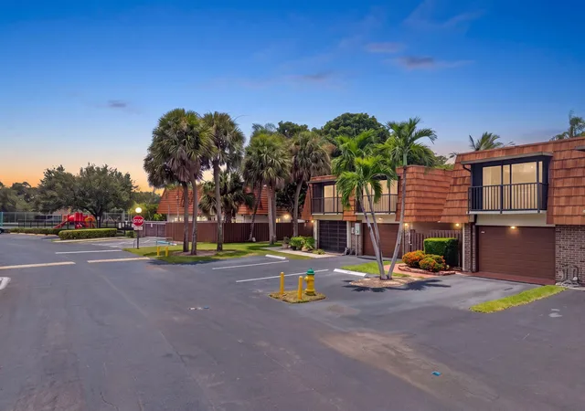 Photo 1 of Townhouse for sale at 1648 Coral Ave, North Lauderdale, FL 33068 | MLS# B26068076 | Listing updated on 2026-10-09