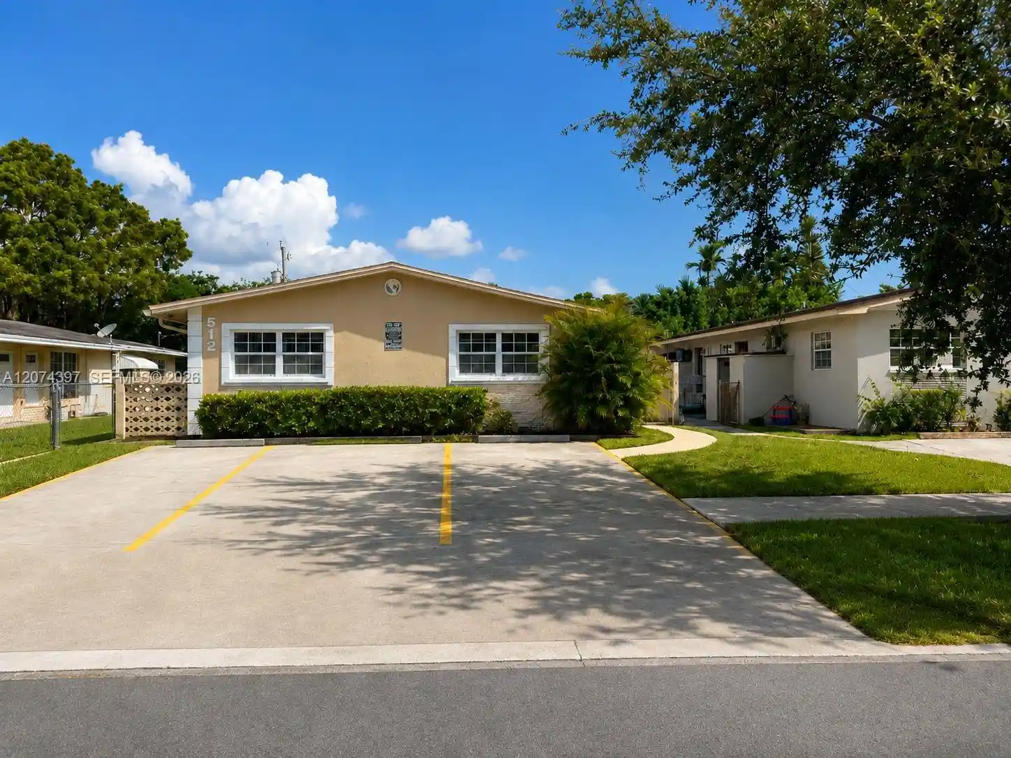 Multi family home for sale at 512 Sw 10Th St, Hallandale Beach, FL 33009 | MLS# A12074397