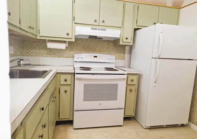 Photo 3 of Condo for sale at 2900 Nw 47th Ter #303B, Lauderdale Lakes, FL 33313 | MLS# B26068137 | Listing updated on 2026-10-01