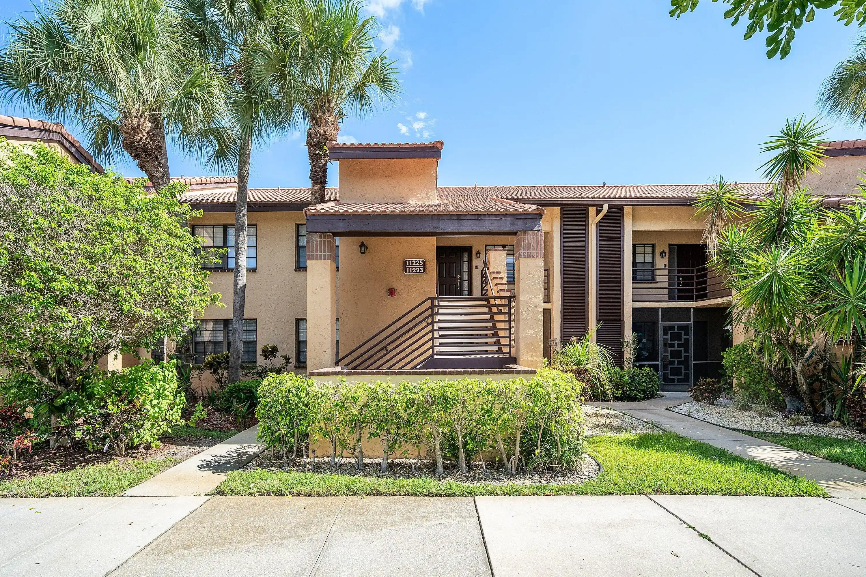 Photo 1 of Condo for sale at 11223 Aspen Glen Dr, Boynton Beach, FL 33437 | MLS# B26068231 | Listing updated on 2026-10-21