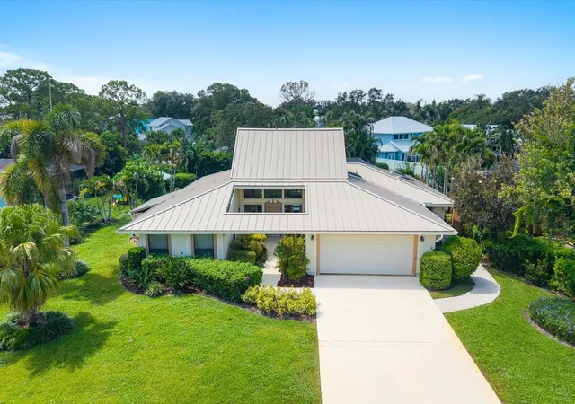 Photo 1 of Single family home for sale at 1904 Nw 22nd St, Stuart, FL 34994 | MLS# B26068371 | Listing updated on 2026-10-07