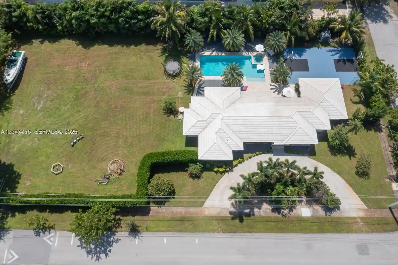 Land for sale at 412 Ne 2Nd St, Pompano Beach, FL 33060 | MLS# A12077765