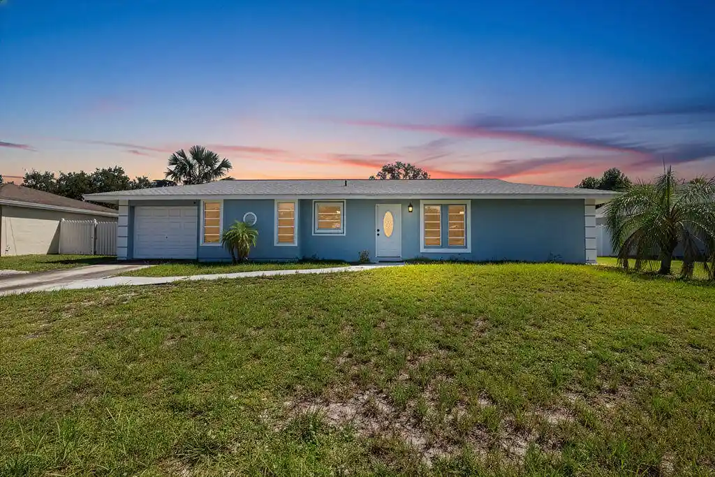 Photo 1 of Single family home for sale at 1337 Se Roanoke St, Port St Lucie, FL 34952 | MLS# B26068584 | Listing updated on 2026-10-28