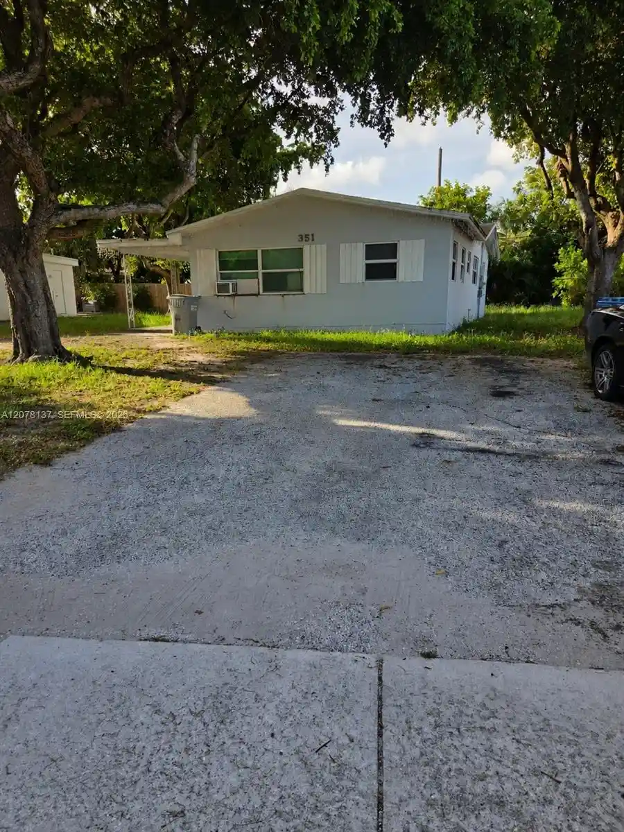 Multi family home for sale at 351 Ne 25Th Ct, Pompano Beach, FL 33064 | MLS# A12078137