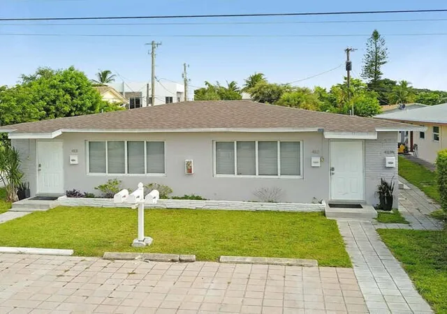 Photo 1 of Multi family home for sale at 413 Se 23rd St, Fort Lauderdale, FL 33316 | MLS# B26068743 | Listing updated on 2026-10-09