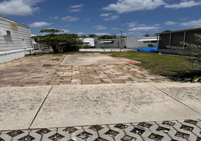Manufactured home for sale at 23 Briny Breezes Blvd, Briny Breezes, FL 33435 | MLS# B26068779