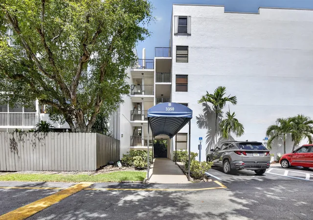 Photo 2 of Condo for sale at 3350 Ne 192nd St #2B-B, Aventura, FL 33180 | MLS# B26068976 | Listing updated on 2026-10-05