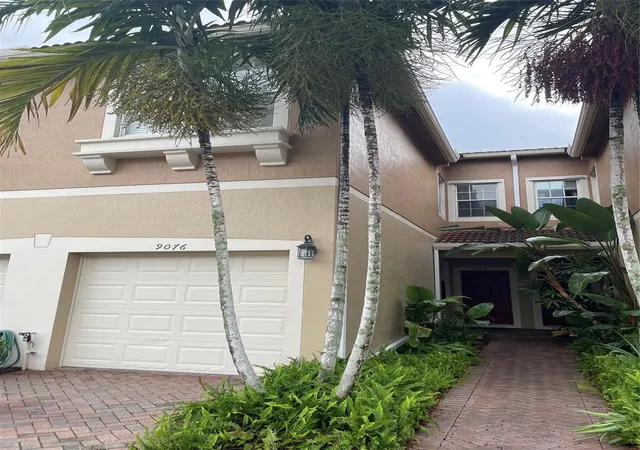 Photo 1 of Condo for sale at 9076 Preston Pl, Tamarac, FL 33321 | MLS# B26069091 | Listing updated on 2026-10-09