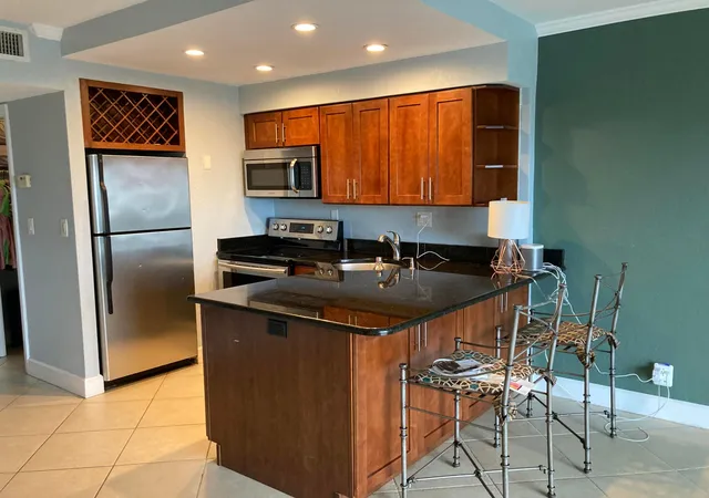 Photo 2 of Condo for sale at 2900 Ne 30th St, Fort Lauderdale, FL 33306 | MLS# B26069282 | Listing updated on 2026-10-09